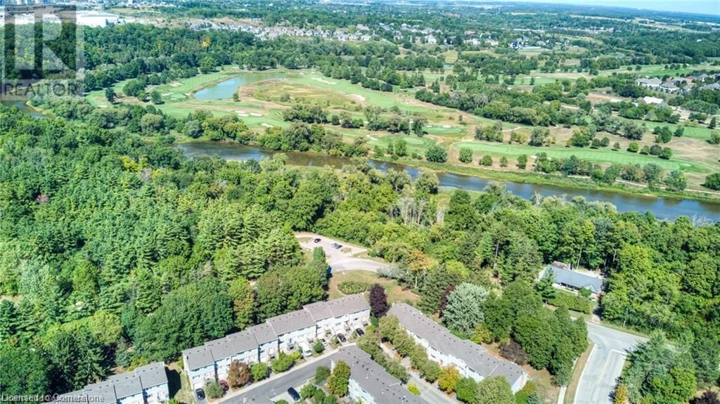 12 - 30 GREEN VALLEY DRIVE Image 4