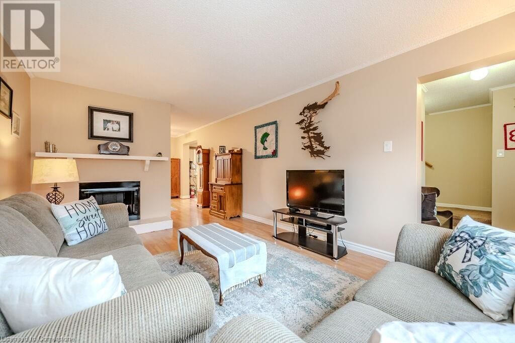 12 - 30 GREEN VALLEY DRIVE Image 7