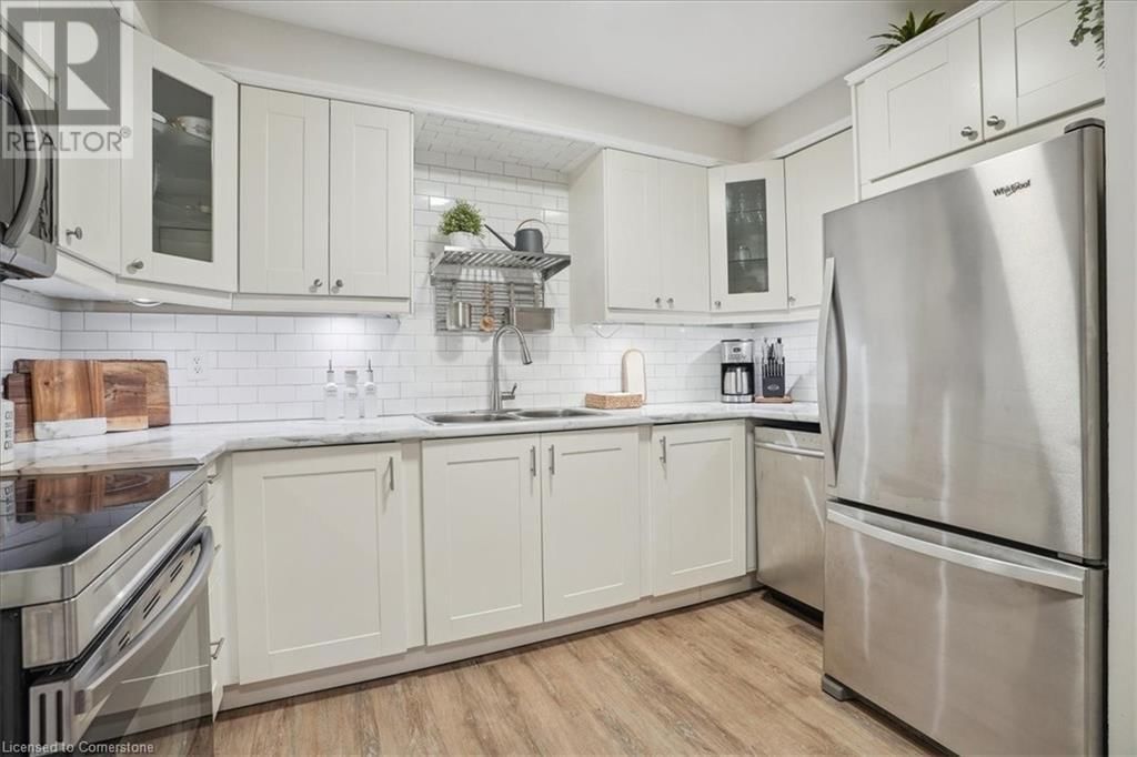 113 - 680 REGENCY COURT Image 13