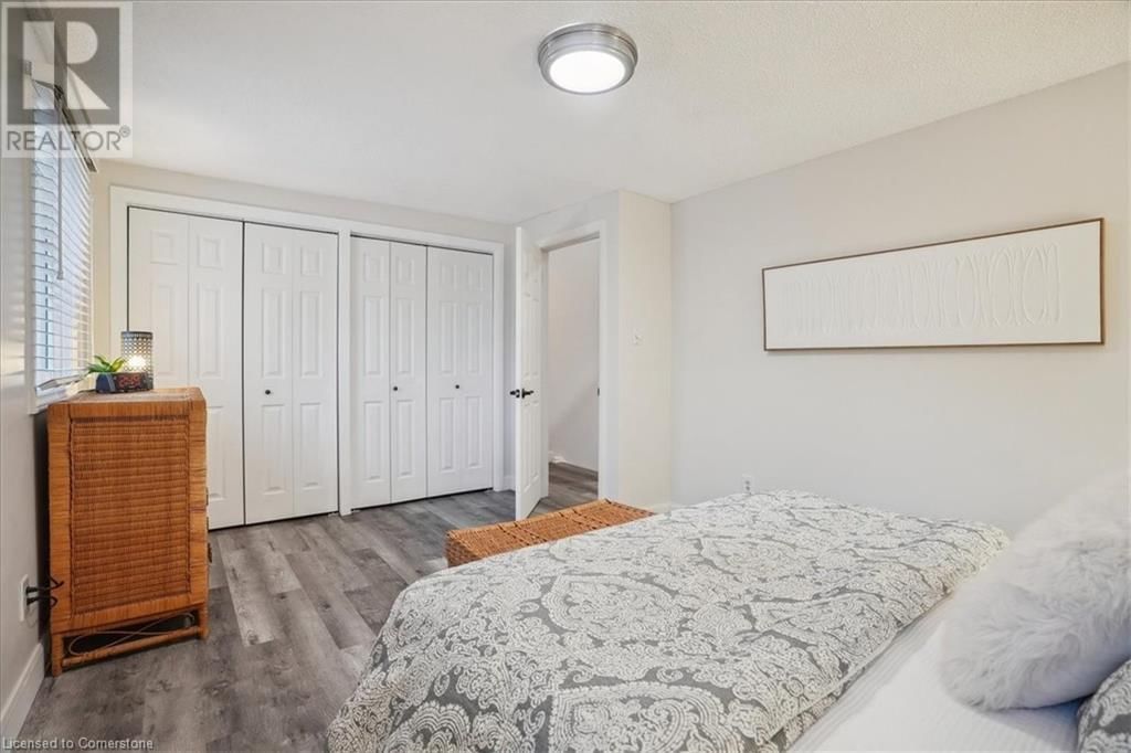 113 - 680 REGENCY COURT Image 18