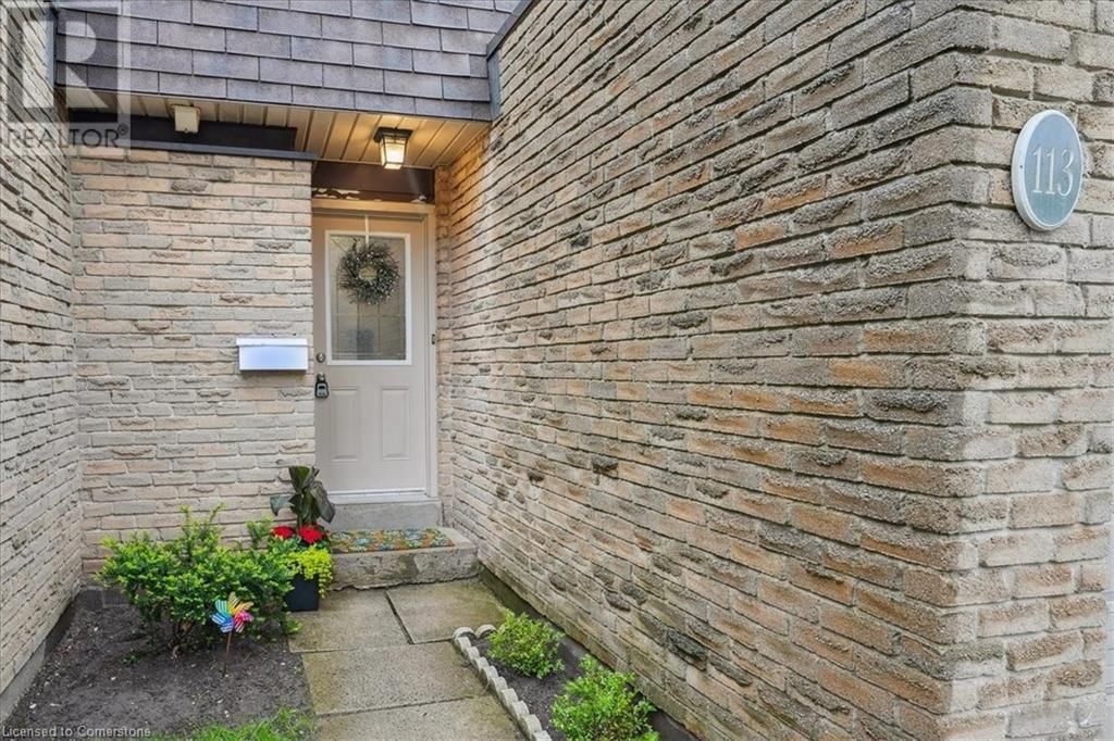 113 - 680 REGENCY COURT Image 2