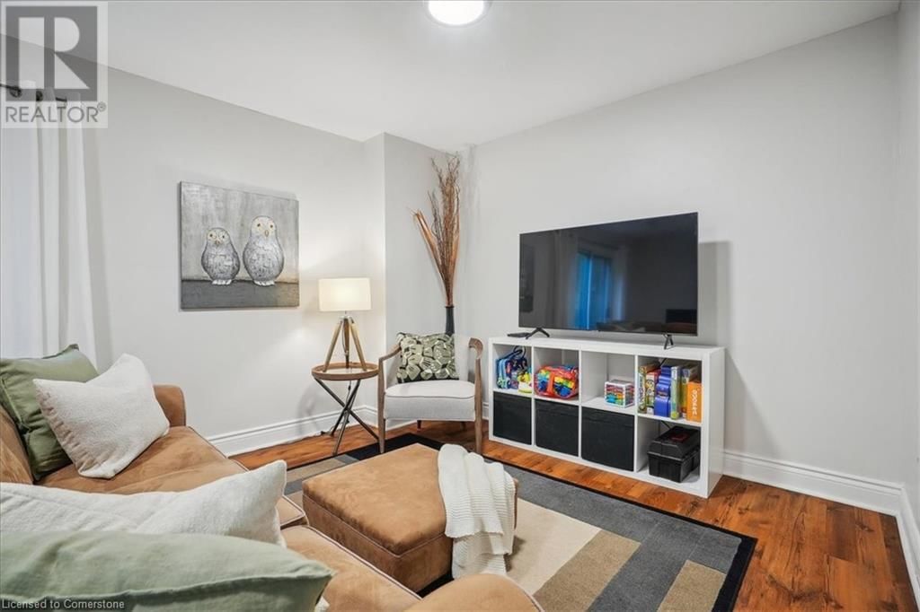 113 - 680 REGENCY COURT Image 24