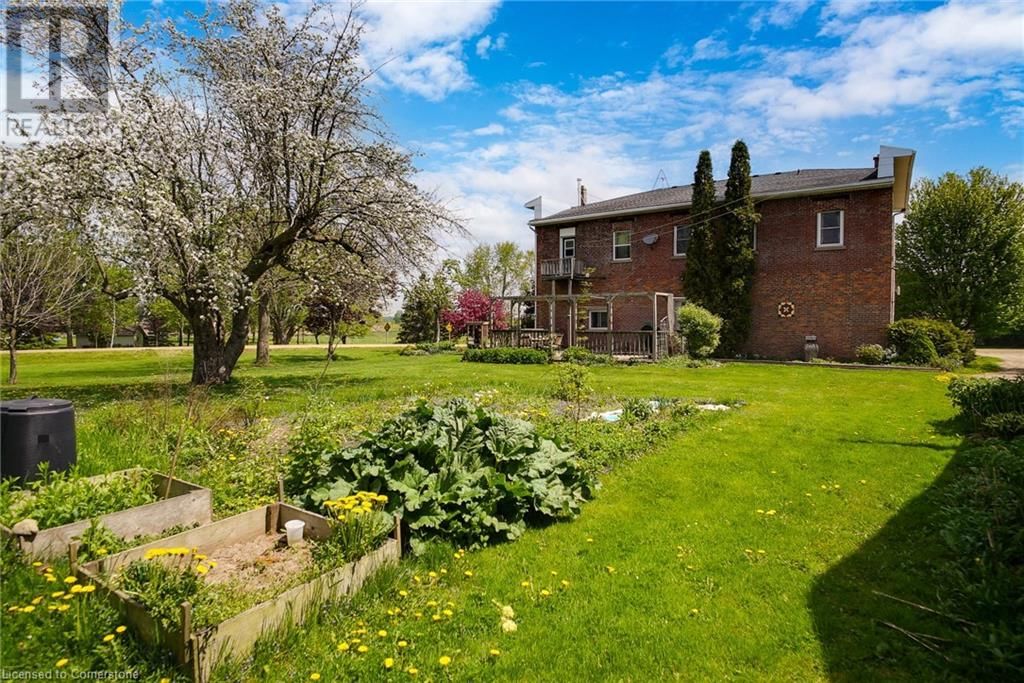 776597 BLANDFORD ROAD Image 15