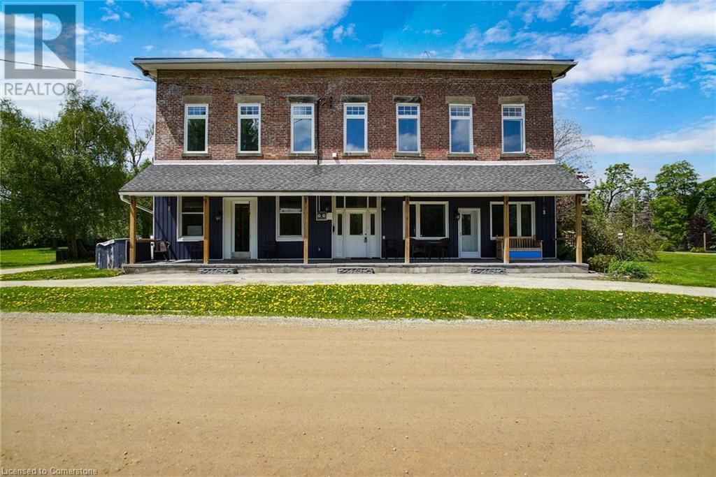 776597 BLANDFORD ROAD Image 1