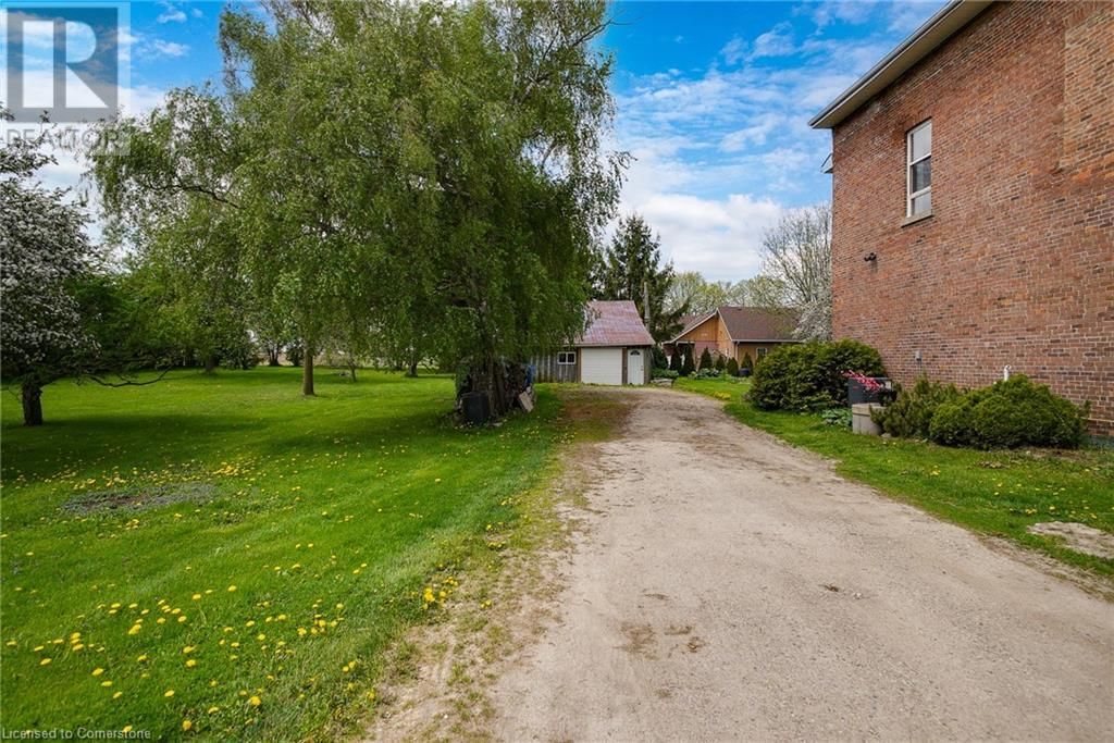 776597 BLANDFORD ROAD Image 6