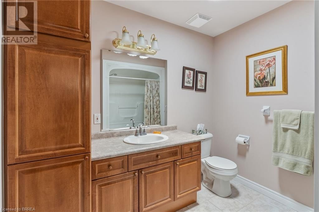 10 - 25 COBDEN COURT Image 25