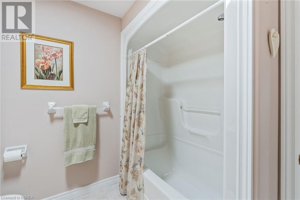 10 - 25 COBDEN COURT Image 26