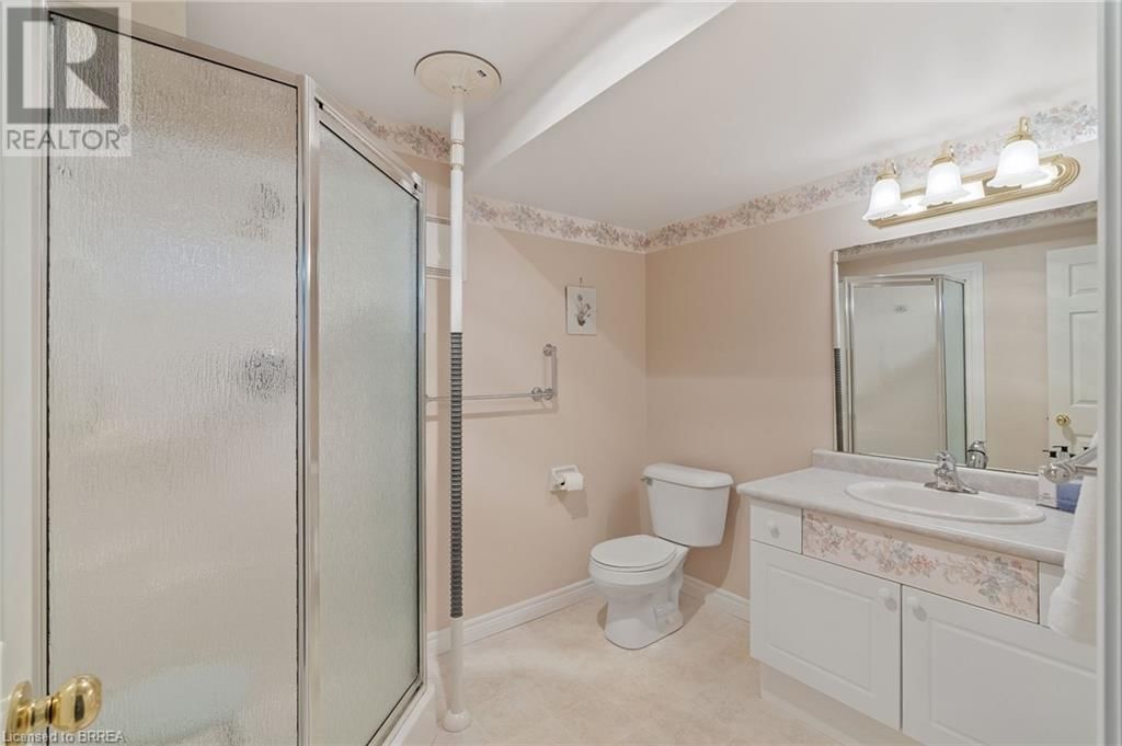 10 - 25 COBDEN COURT Image 34