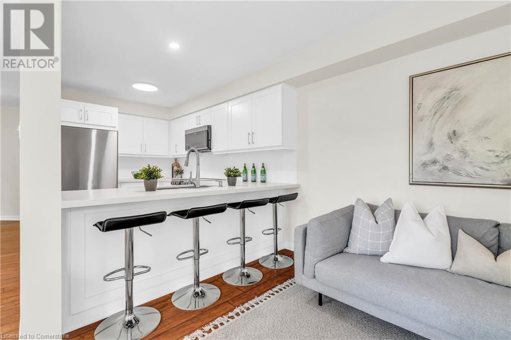 35 - 105 PINNACLE DRIVE Image 17