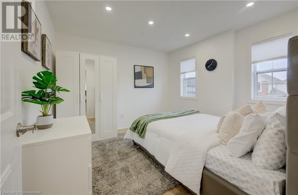 275 FALCONRIDGE DRIVE Image 21