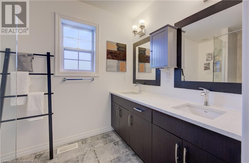 275 FALCONRIDGE DRIVE Image 23