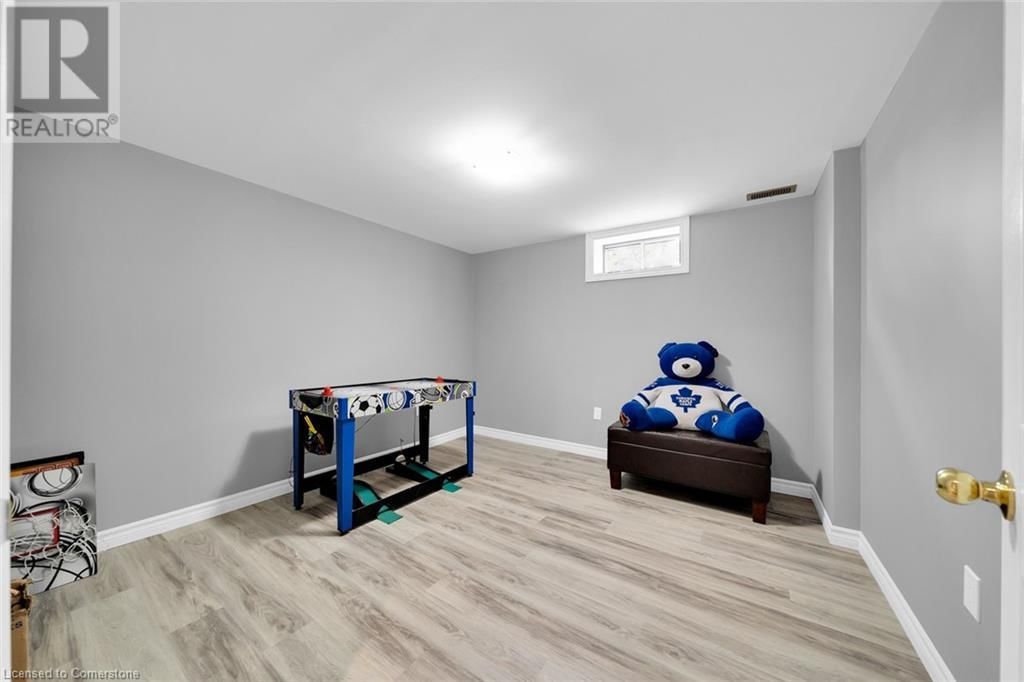 7120 RAINHAM ROAD Image 32