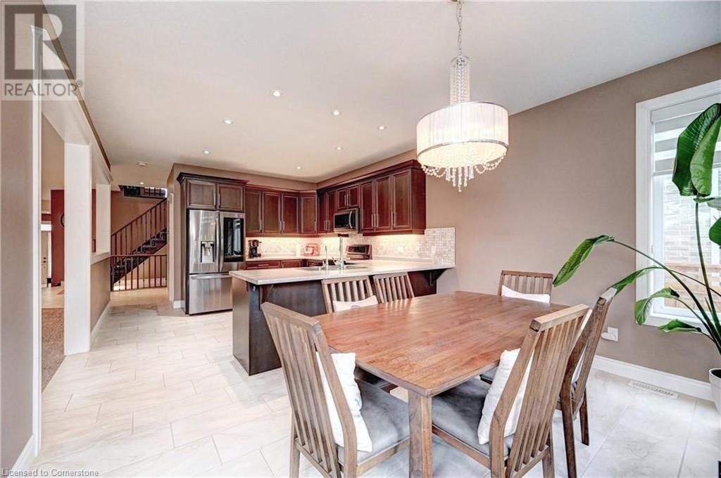 220 LADYSLIPPER DRIVE Image 13