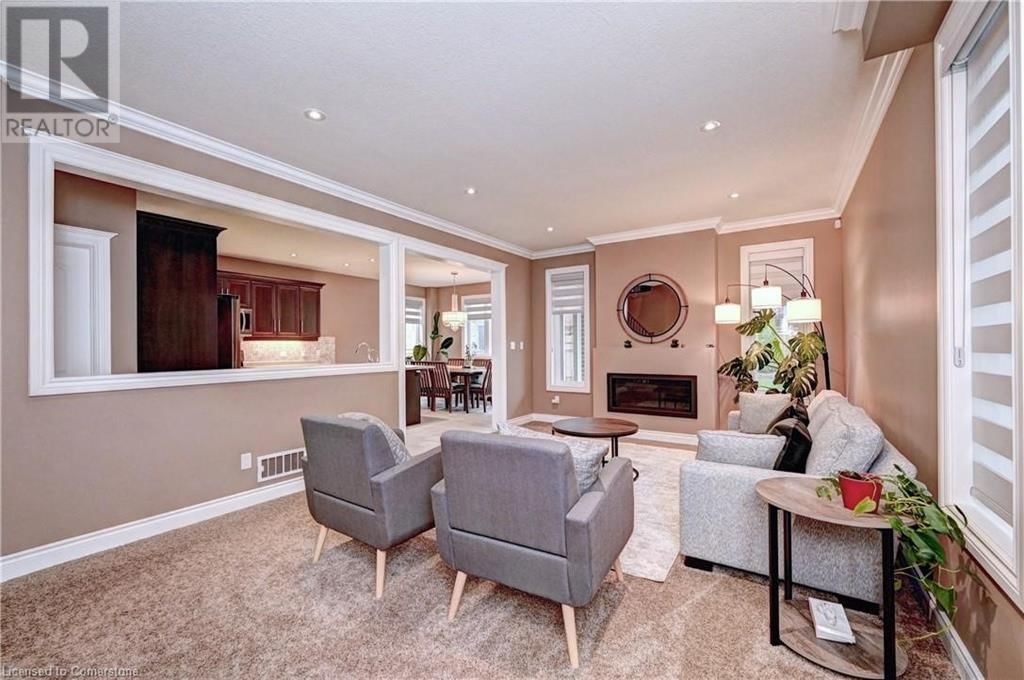 220 LADYSLIPPER DRIVE Image 4