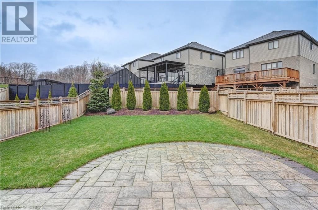 220 LADYSLIPPER DRIVE Image 44