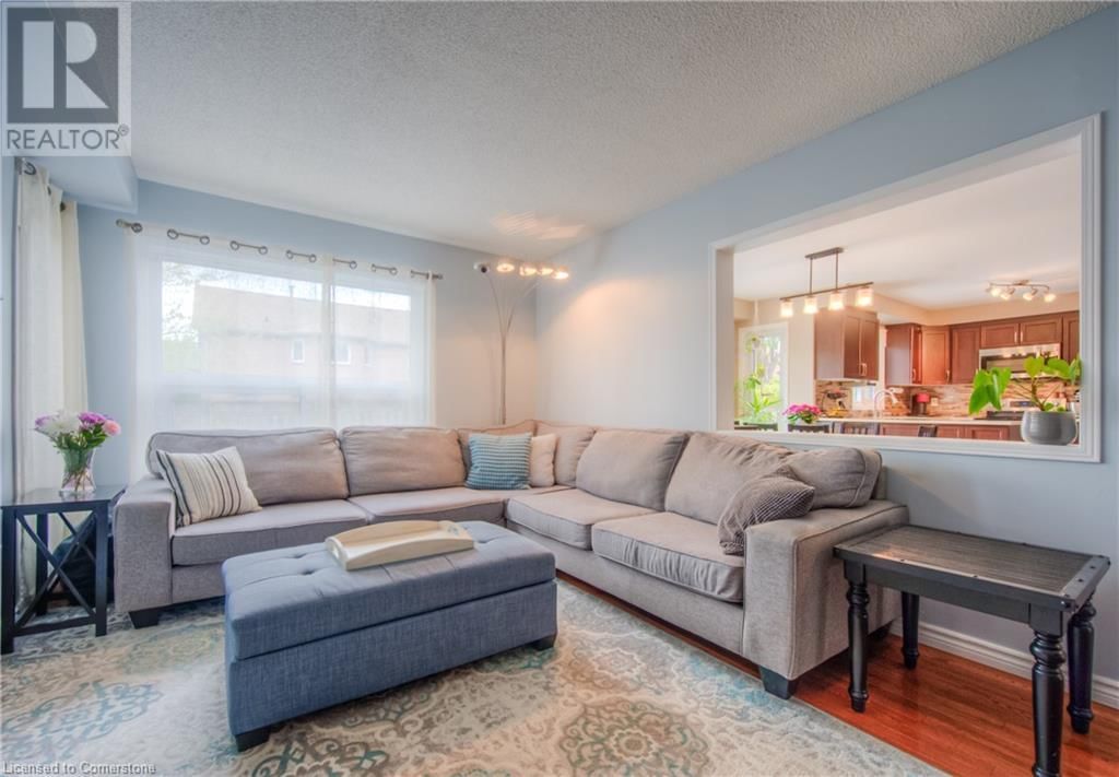 465 BURNETT AVENUE Image 10