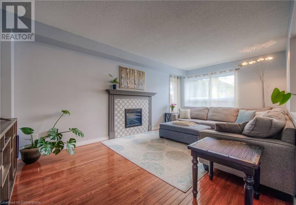 465 BURNETT AVENUE Image 14