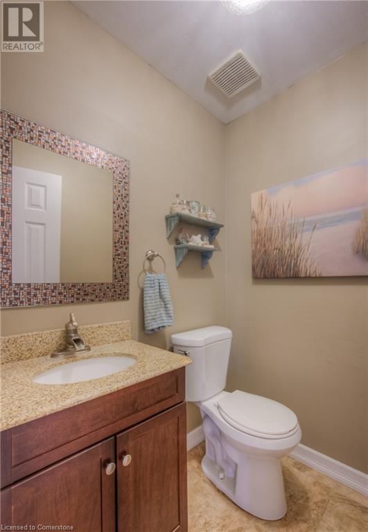 465 BURNETT AVENUE Image 25