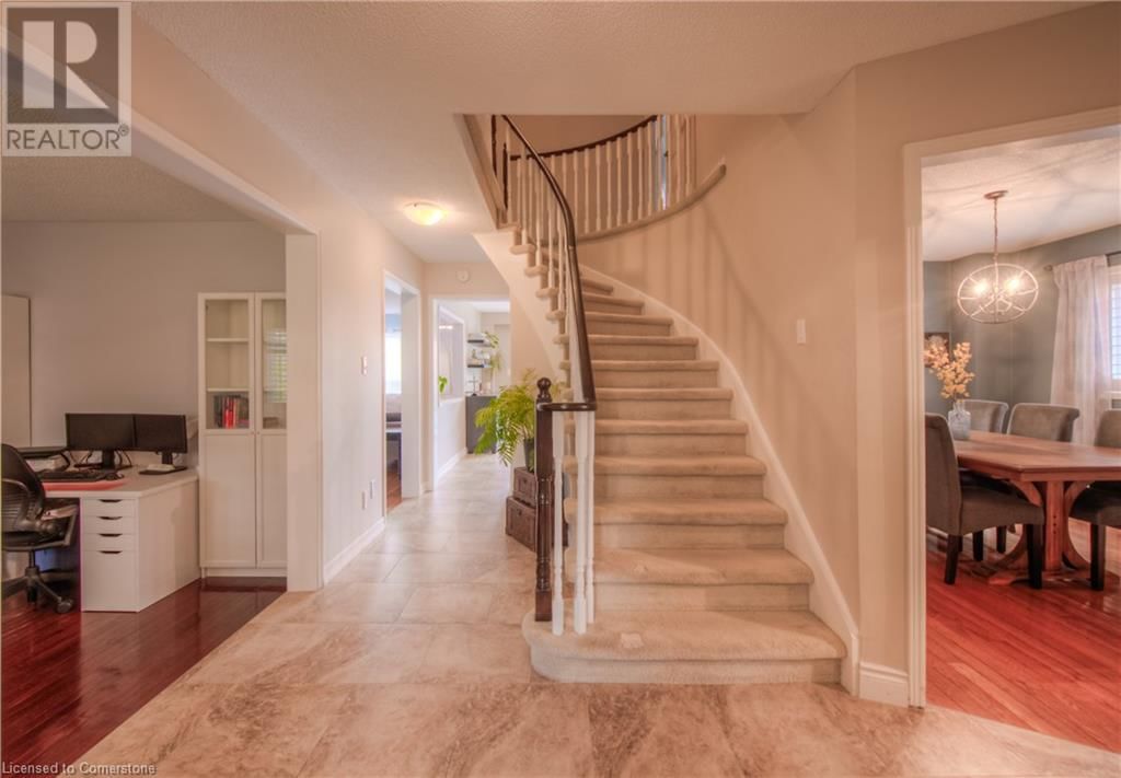 465 BURNETT AVENUE Image 7