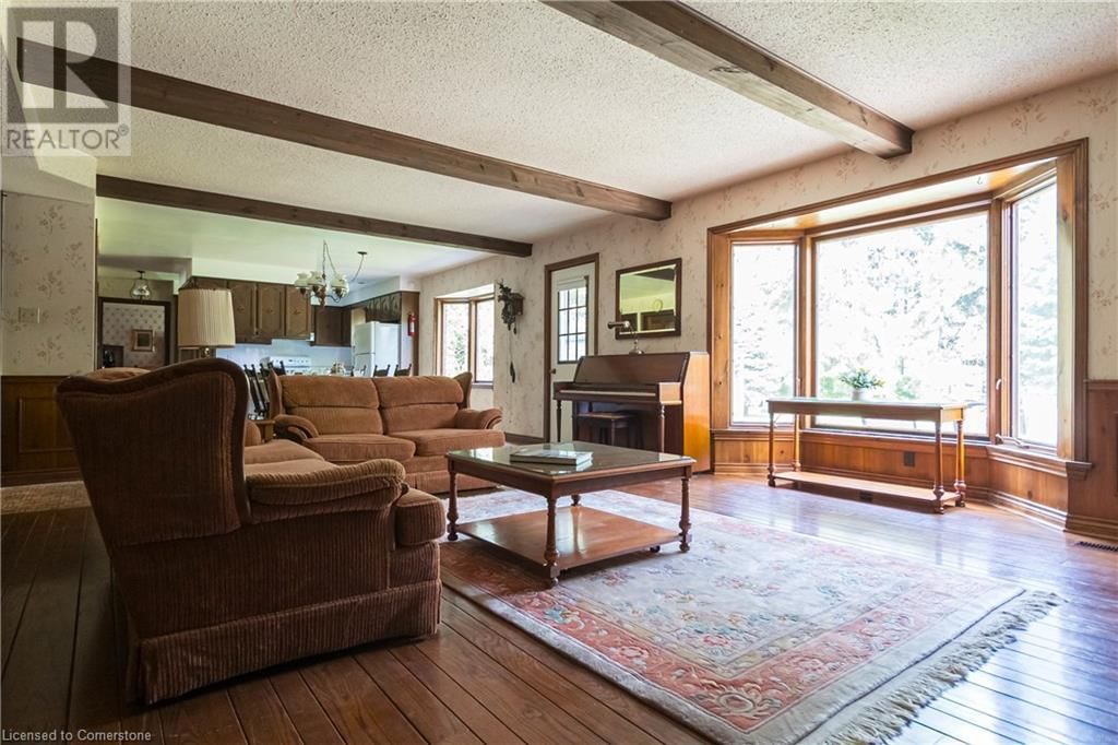 637 HIAWATHA BOULEVARD Image 27