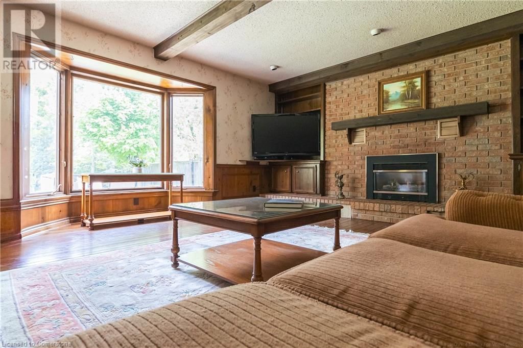 637 HIAWATHA BOULEVARD Image 28