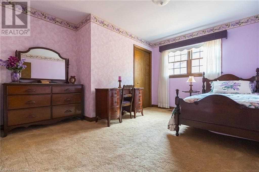 637 HIAWATHA BOULEVARD Image 31