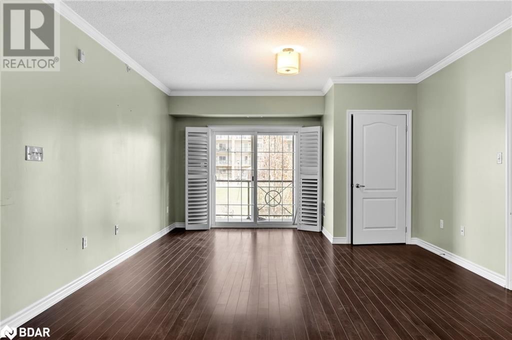 106 - 39 FERNDALE DRIVE SOUTH Image 10