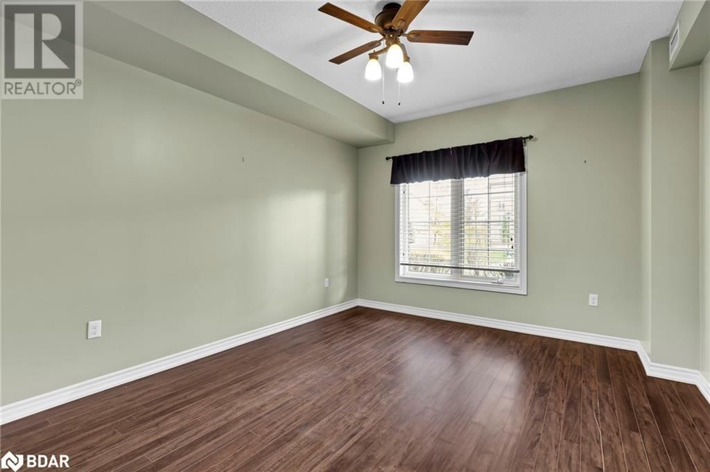 106 - 39 FERNDALE DRIVE SOUTH Image 18