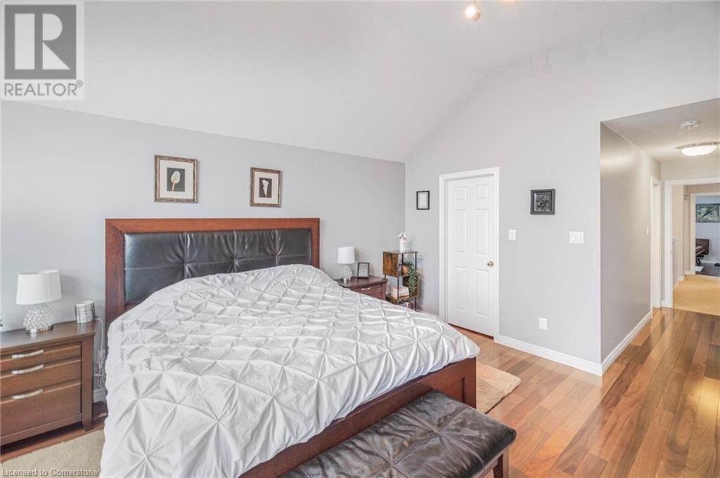 345 THOMAS SLEE DRIVE Image 15