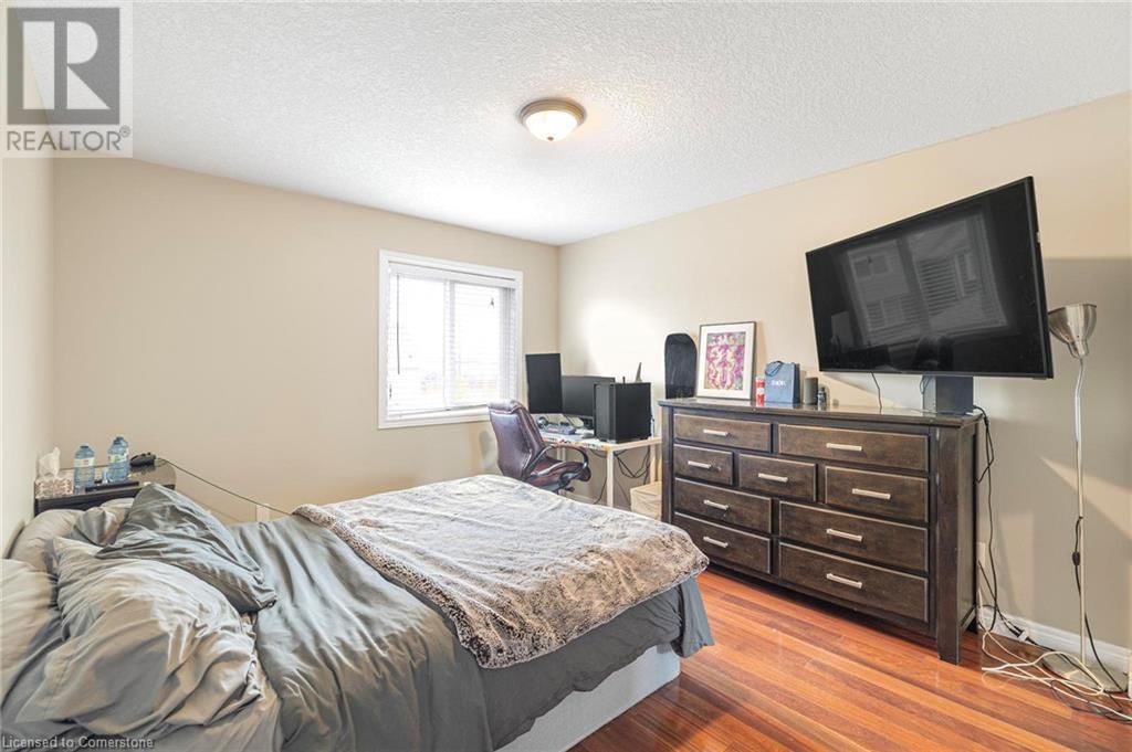 345 THOMAS SLEE DRIVE Image 19