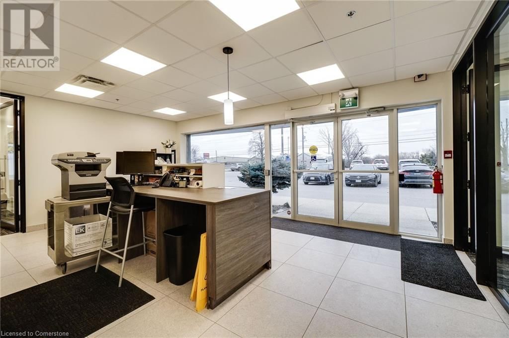 1 - 3485 HARVESTER ROAD Image 10