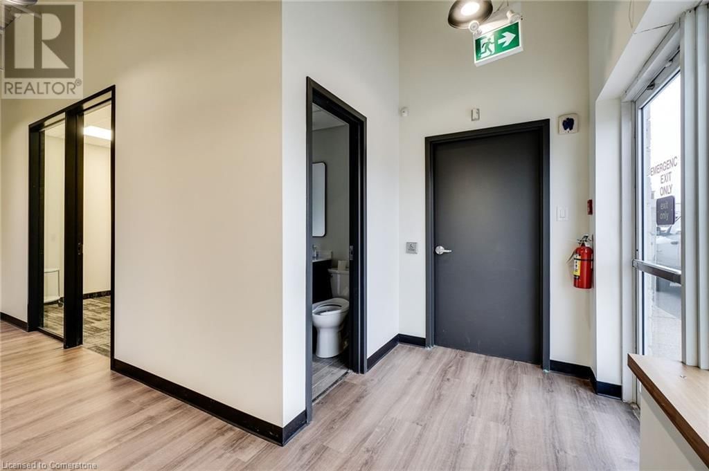 1 - 3485 HARVESTER ROAD Image 18