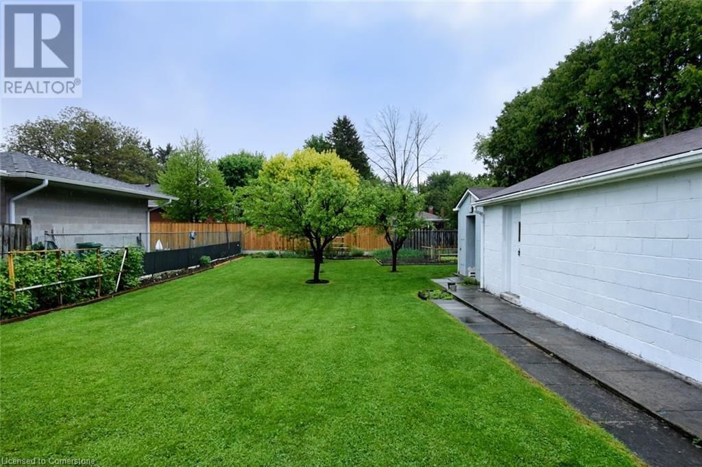 9 CARENE AVENUE Image 29