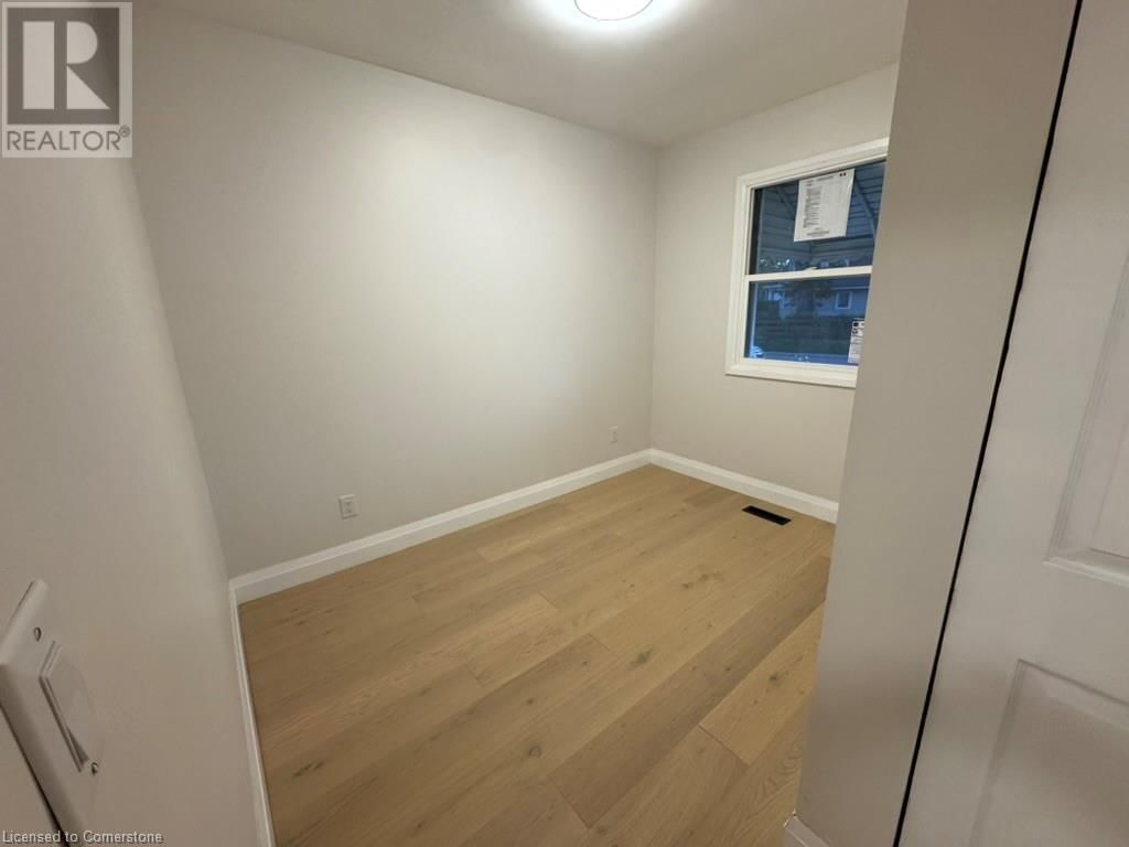 Upper - 74 ST CLAIR AVENUE Image 14