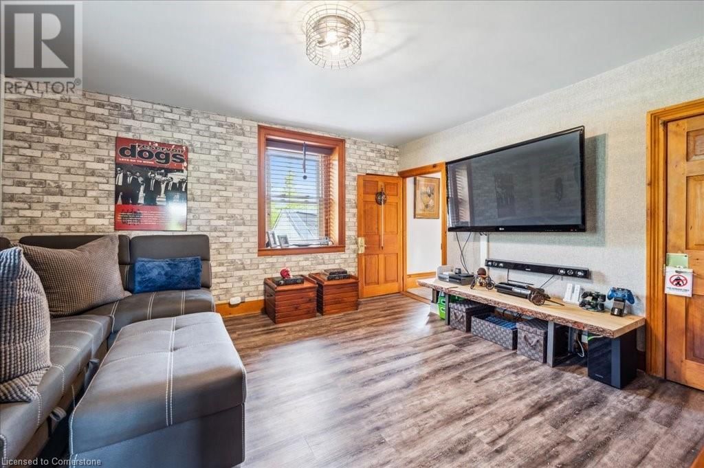 1490 BLAIR ROAD Image 36