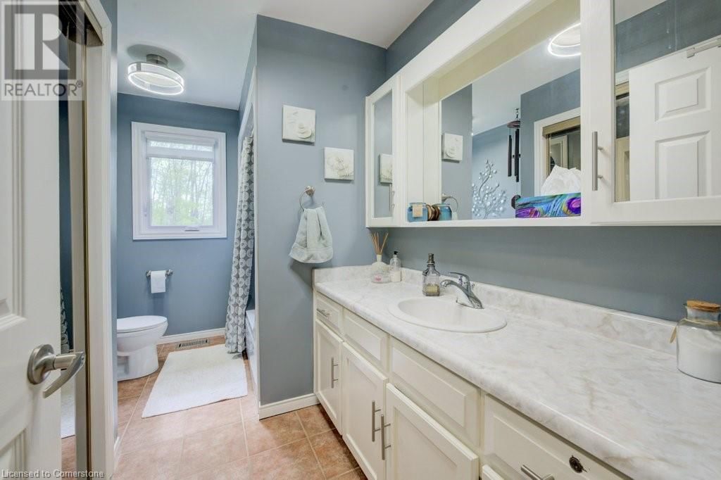 110 MCGIVERN STREET Image 26
