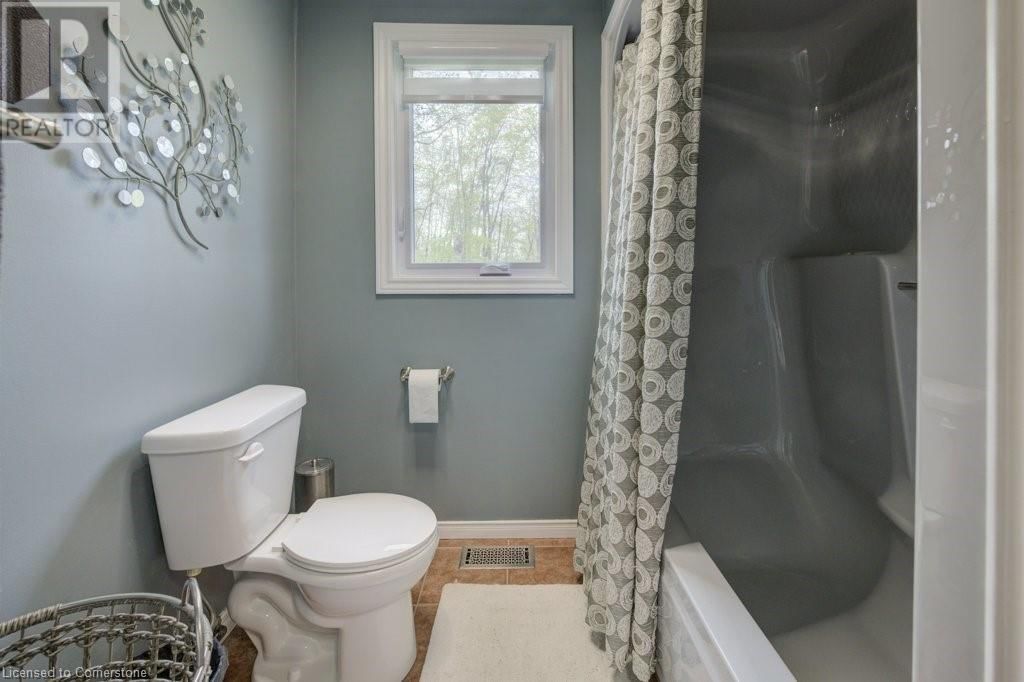 110 MCGIVERN STREET Image 27
