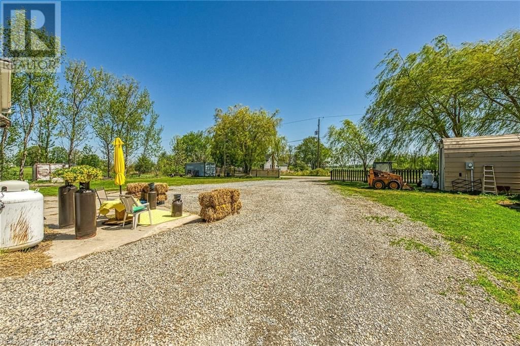 199 DICKHOUT ROAD Image 18