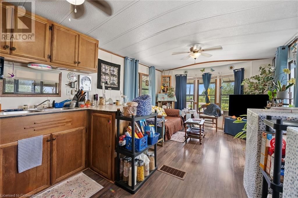 199 DICKHOUT ROAD Image 25