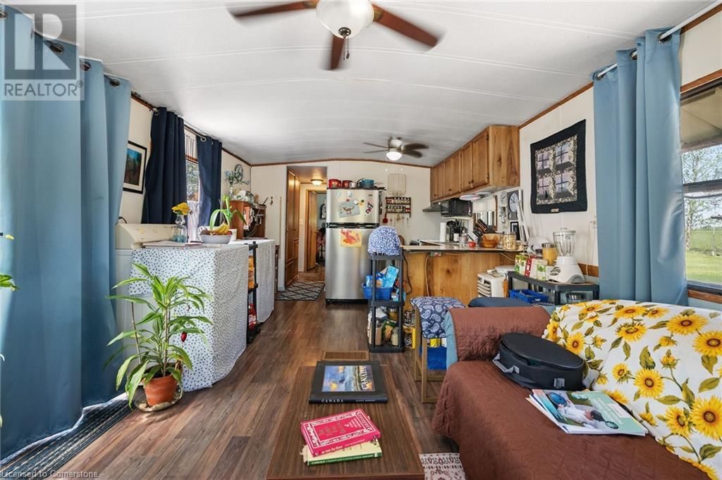 199 DICKHOUT ROAD Image 32