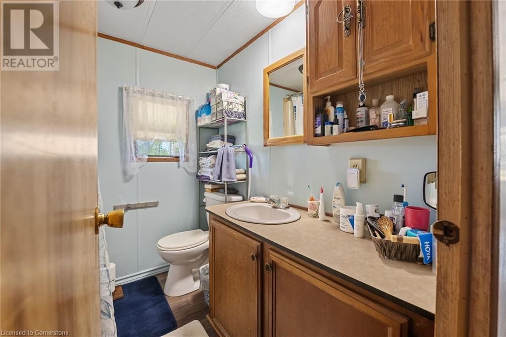199 DICKHOUT ROAD Image 36