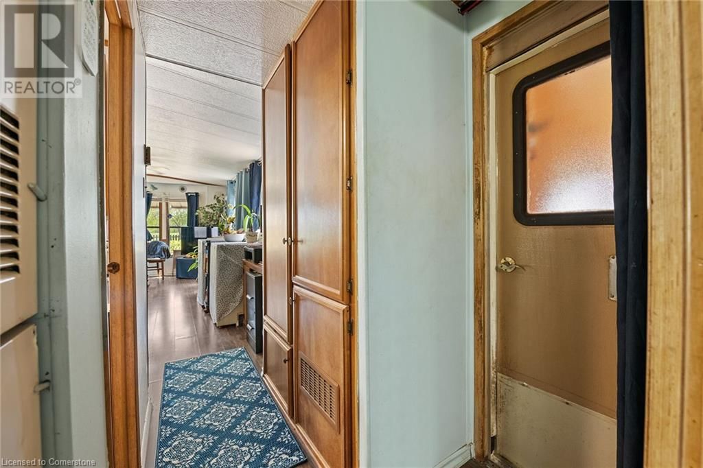 199 DICKHOUT ROAD Image 37