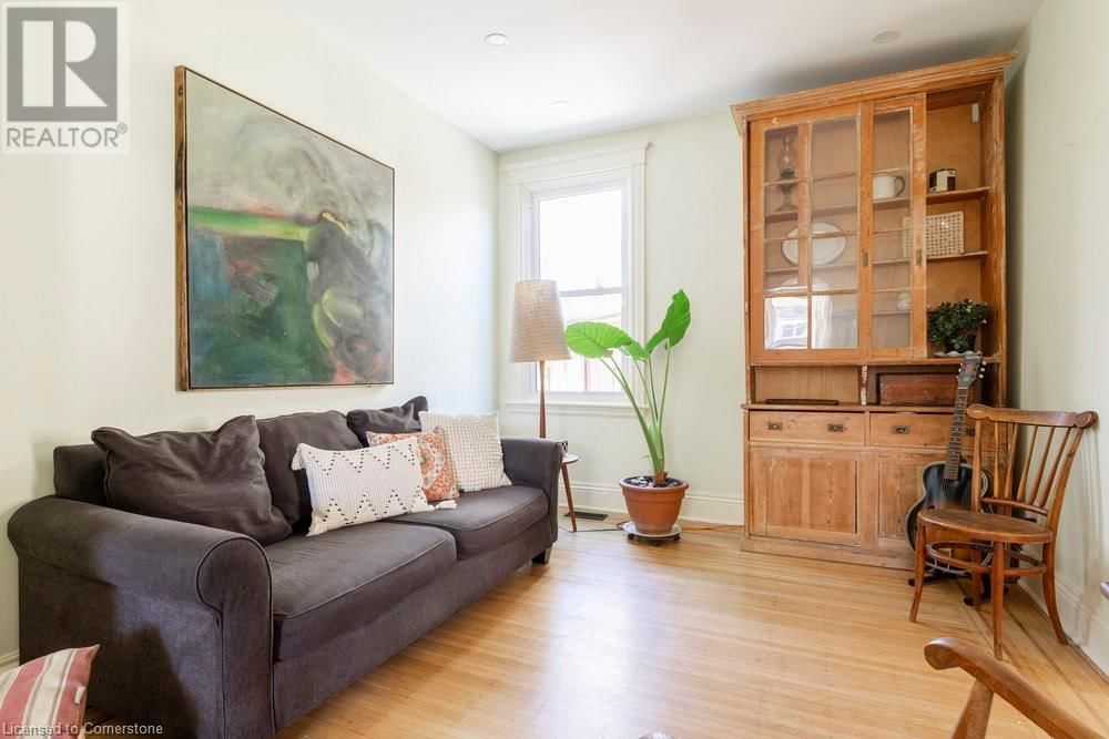 24 HYDE PARK AVENUE Image 15