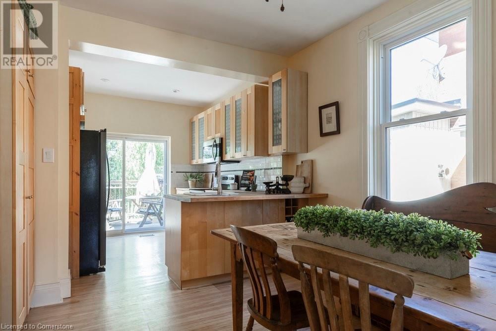 24 HYDE PARK AVENUE Image 18
