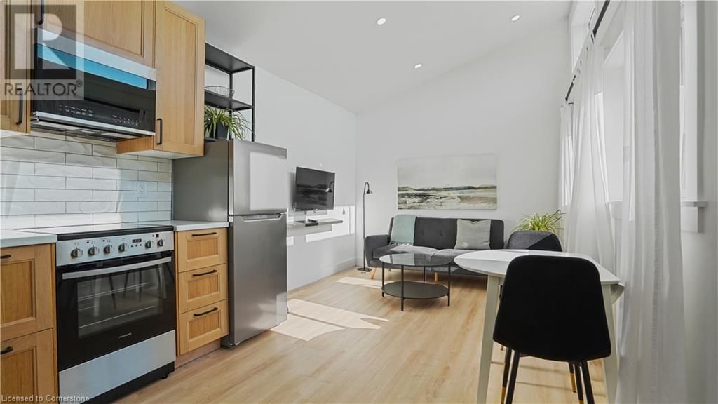 45 BOND STREET Image 21