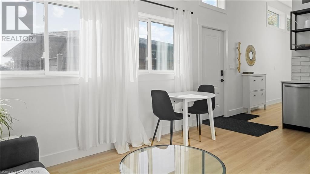 45 BOND STREET Image 24
