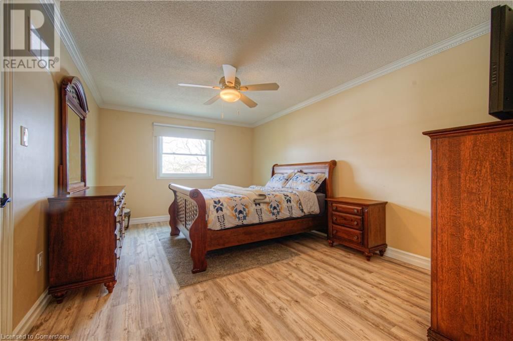309 CHRISTOPHER DRIVE Image 15