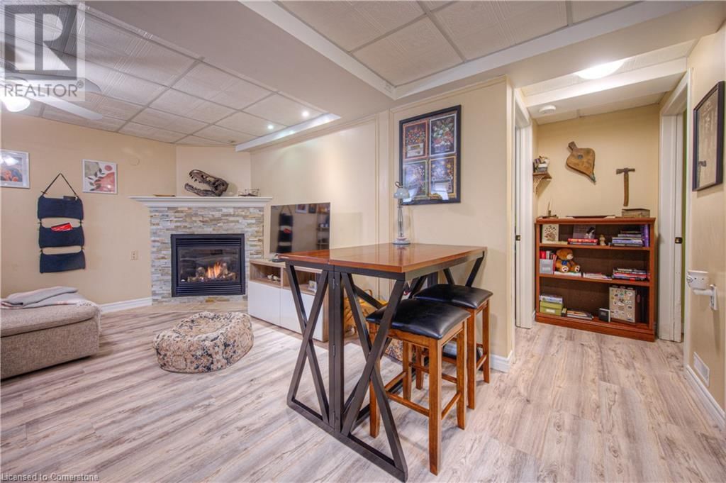 309 CHRISTOPHER DRIVE Image 21