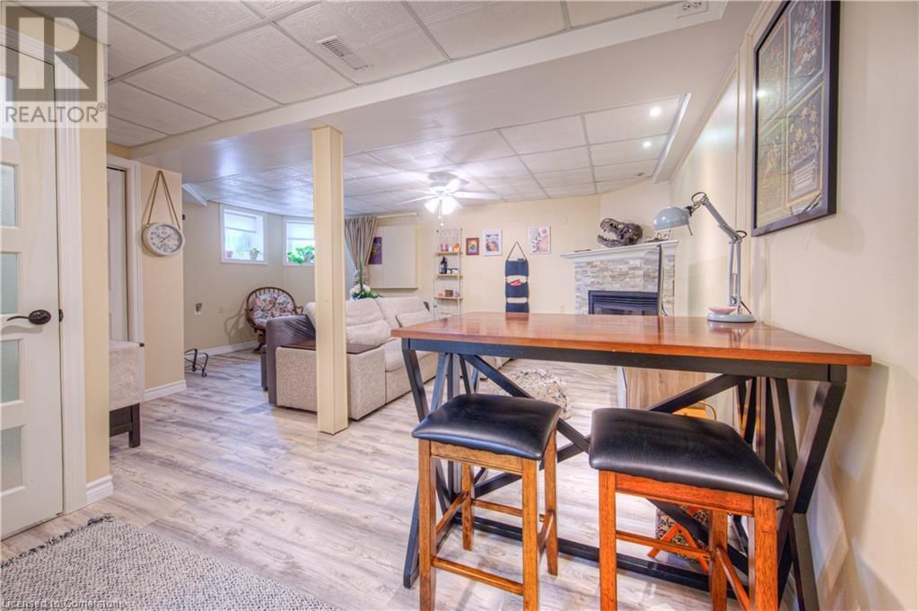 309 CHRISTOPHER DRIVE Image 22