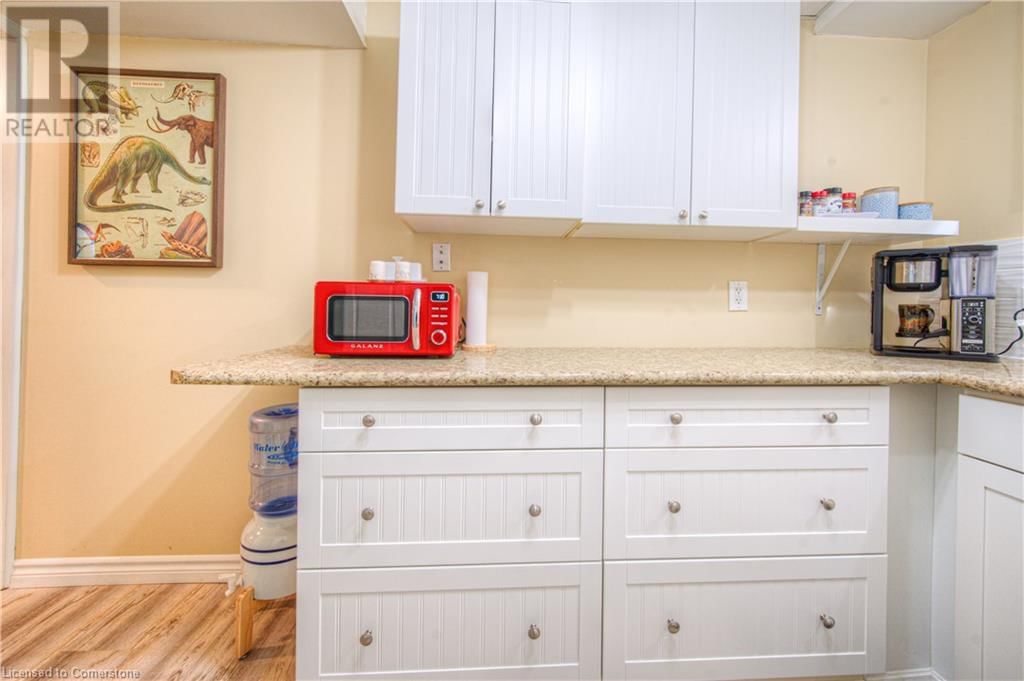 309 CHRISTOPHER DRIVE Image 30
